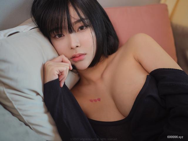 VOL.402 Kang Inkyung(姜仁卿)